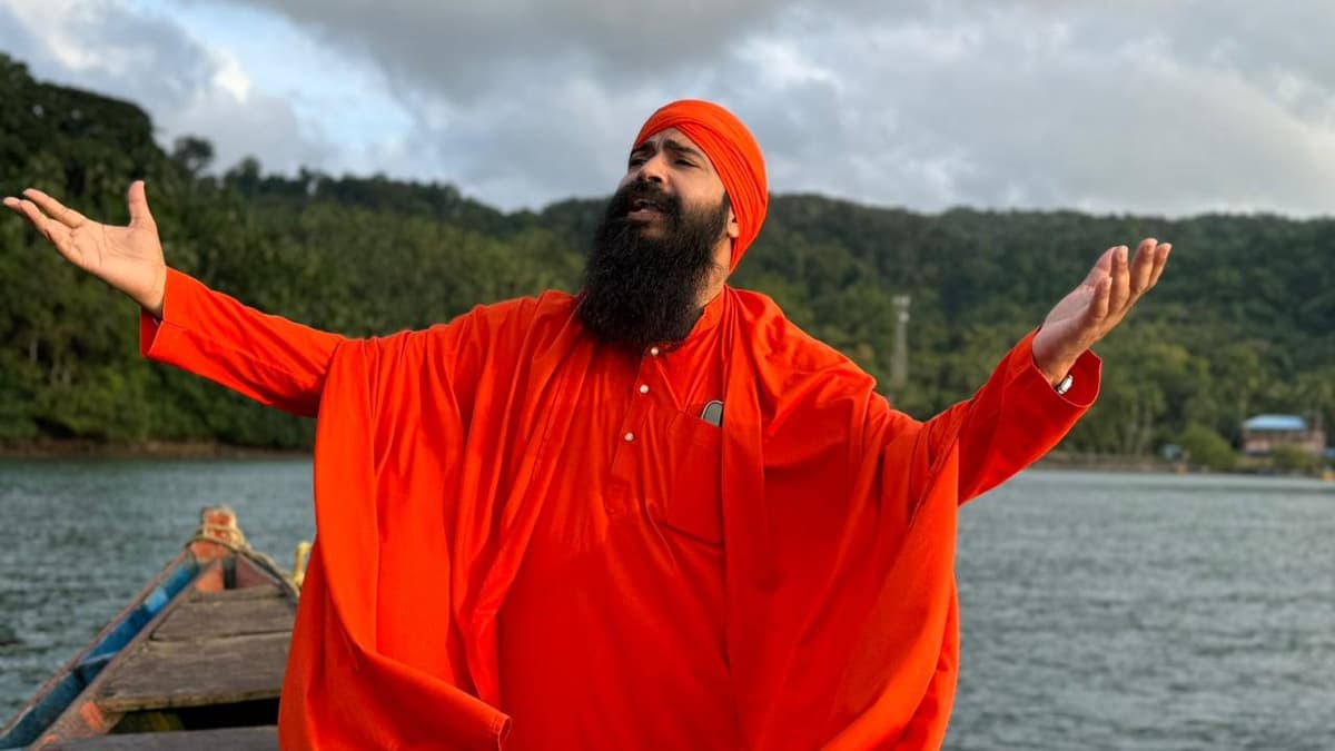 Sadhu Nittyanand